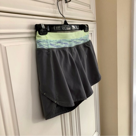 Ivivva by Lululemon lined girls shorts - Picture 2 of 14